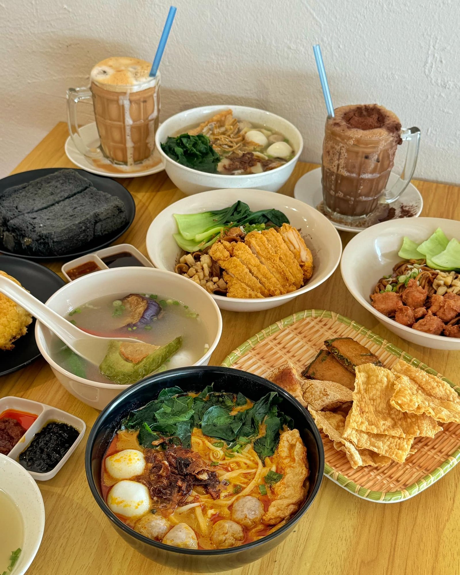 HAKKA HO Restaurant 合家圆酿豆腐