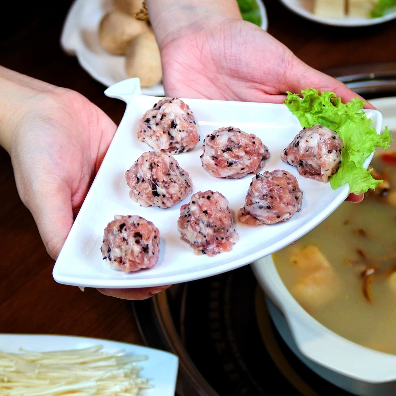 【 玖鼎猪肚鸡火锅 Iskandar Puteri 】