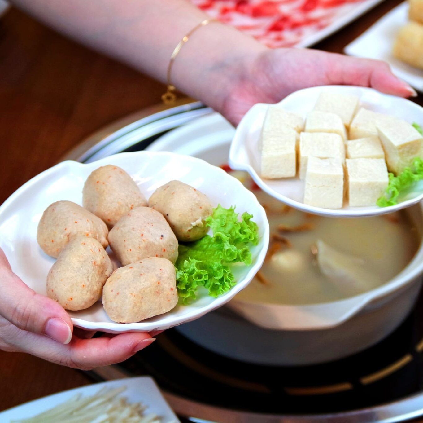 【 玖鼎猪肚鸡火锅 Iskandar Puteri 】